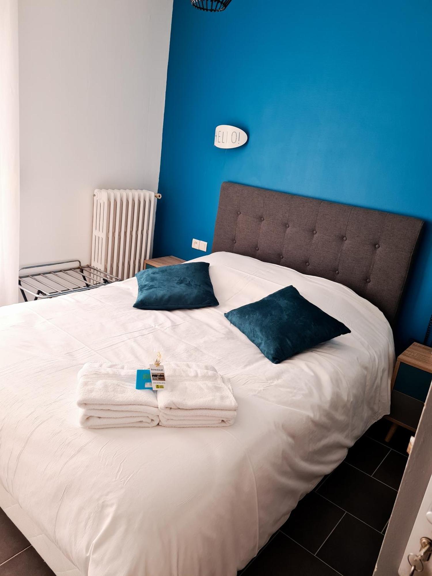 Logis Le Franco Belge Otel Monthermé Oda fotoğraf