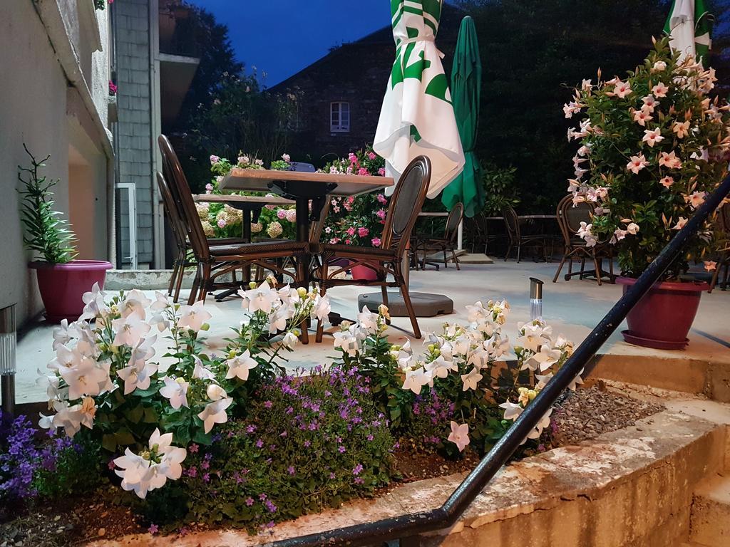 Logis Le Franco Belge Otel Monthermé Dış mekan fotoğraf