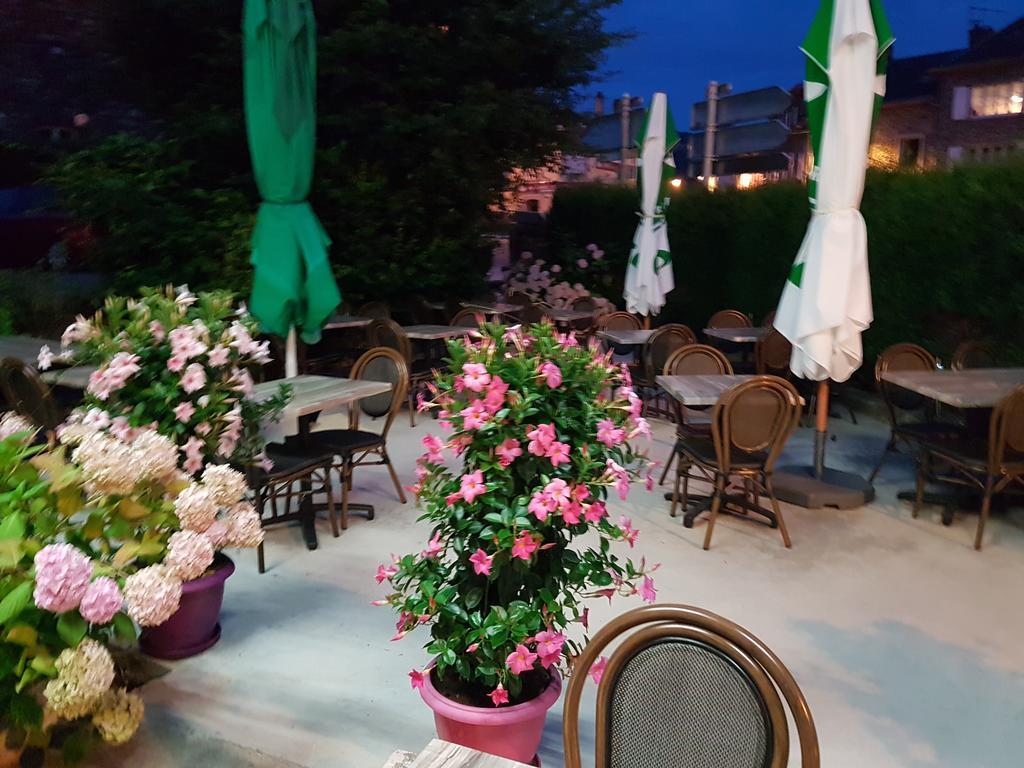 Logis Le Franco Belge Otel Monthermé Dış mekan fotoğraf