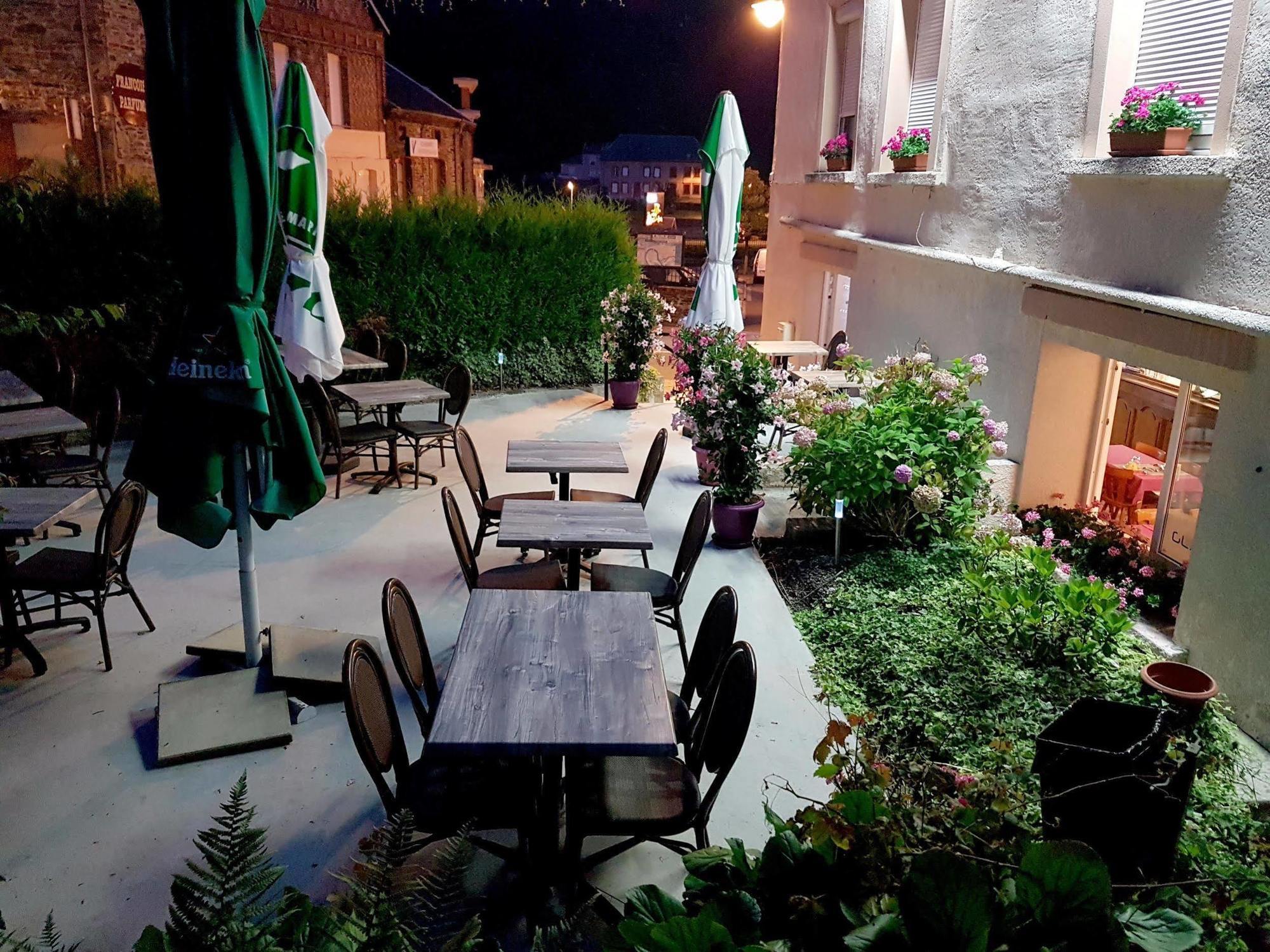 Logis Le Franco Belge Otel Monthermé Dış mekan fotoğraf