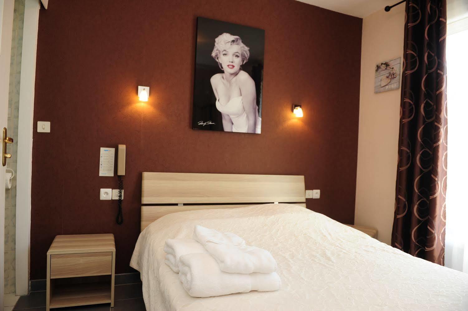 Logis Le Franco Belge Otel Monthermé Dış mekan fotoğraf